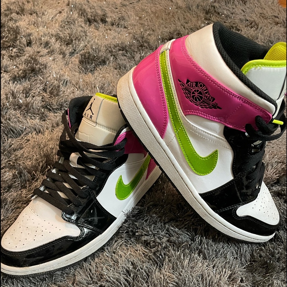 Nike 1’s Tennis